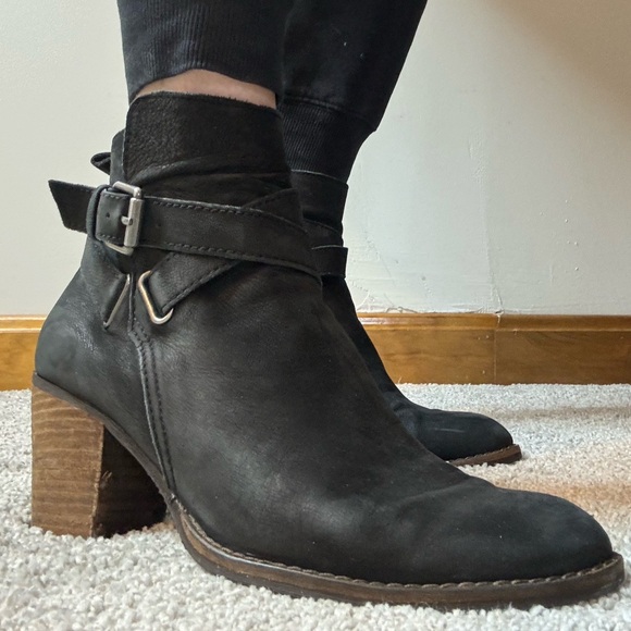 Sam Edelman Leather Booties - Picture 7 of 14